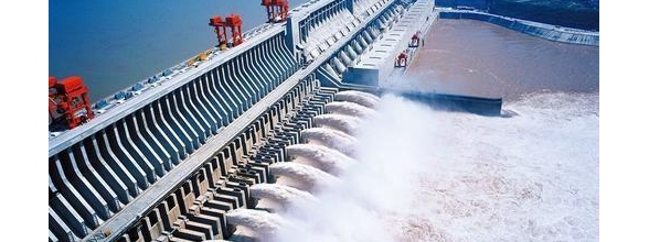 三峡大坝如果把水放光需要多长时间？