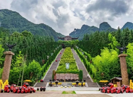 【文旅补贴800元/车】1元畅游神农架 | 车船同行•自驾三峡•探秘神农 | 轻奢自驾/拼车5日游……更多自驾私询