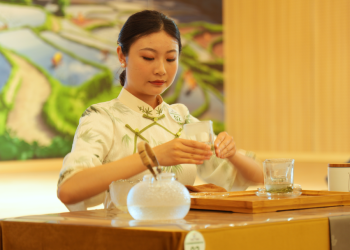 茶香五峰育匠才 技能舞台绽异彩 | 2025 年宜昌市中职技能大赛五峰分赛场圆满收官