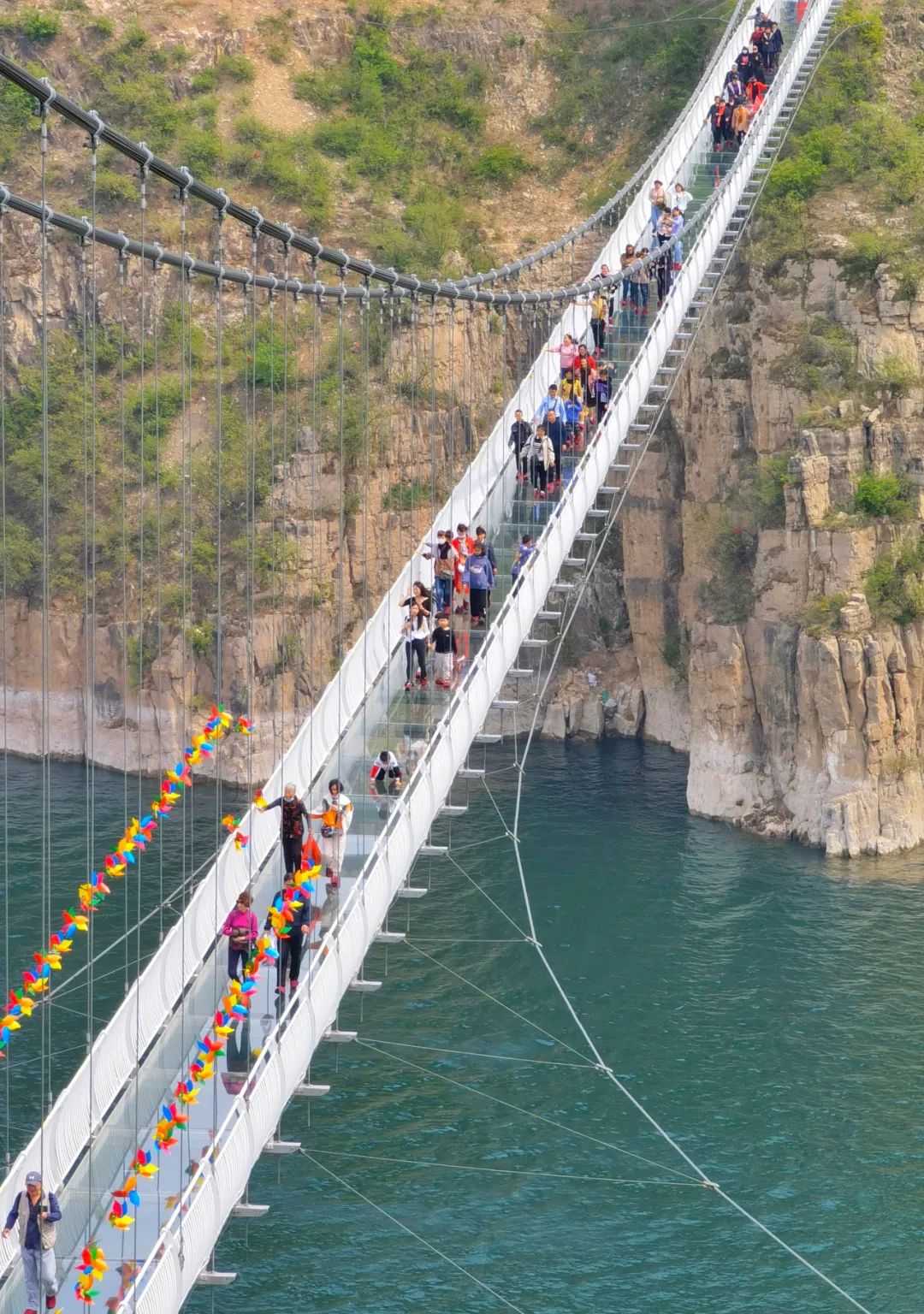 盘点黄河三峡景区那些国内数一数二的旅游设施:不说不知道,一说还真不一样w7.jpg