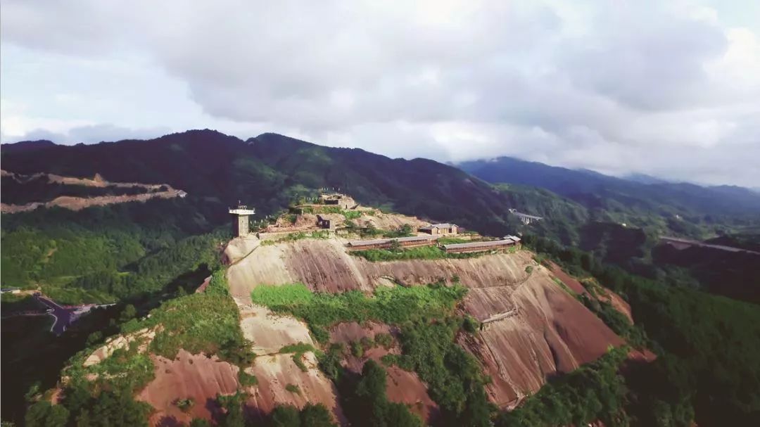 三峡乡村旅游“三十佳景区景点”和“二十佳精品线路”出炉,野三关森林花海上榜w18.jpg