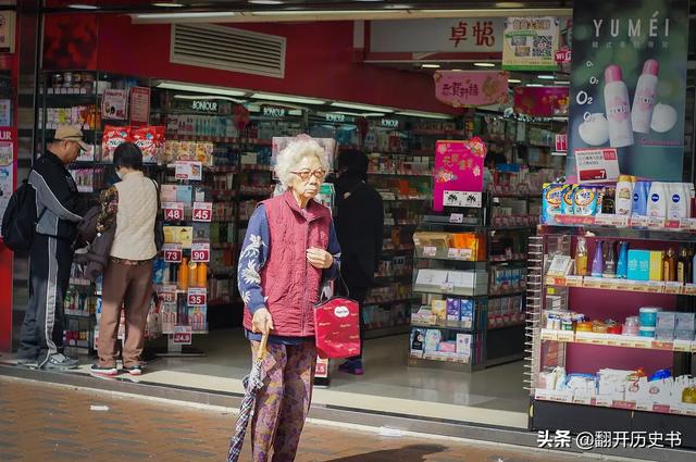 有人说香港电影已经没落了，难道香港真的没有年轻演员了吗？w18.jpg