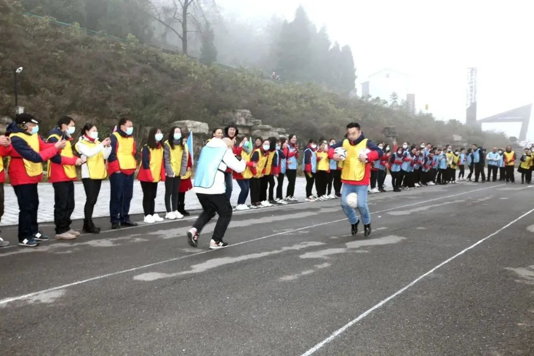 宜昌交旅集团西陵峡片区职工趣味运动会圆满收官,快来get超燃的自己!w10.jpg