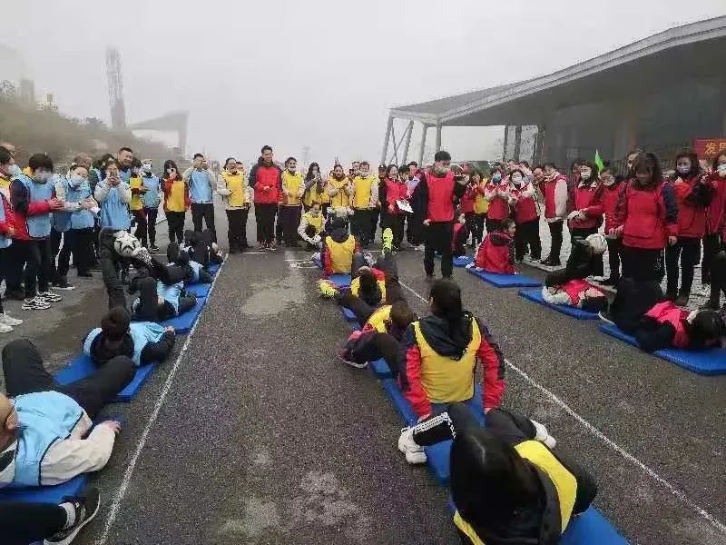 宜昌交旅集团西陵峡片区职工趣味运动会圆满收官,快来get超燃的自己!w17.jpg