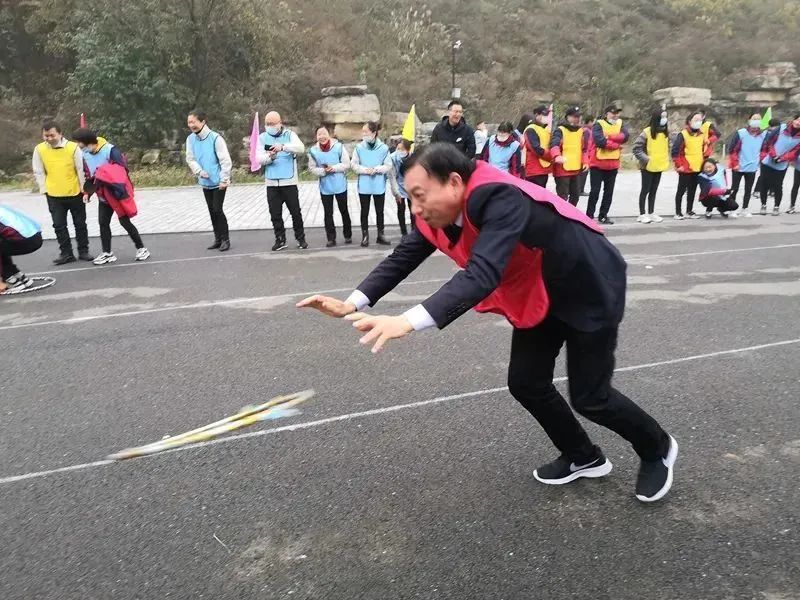 宜昌交旅集团西陵峡片区职工趣味运动会圆满收官,快来get超燃的自己!w35.jpg