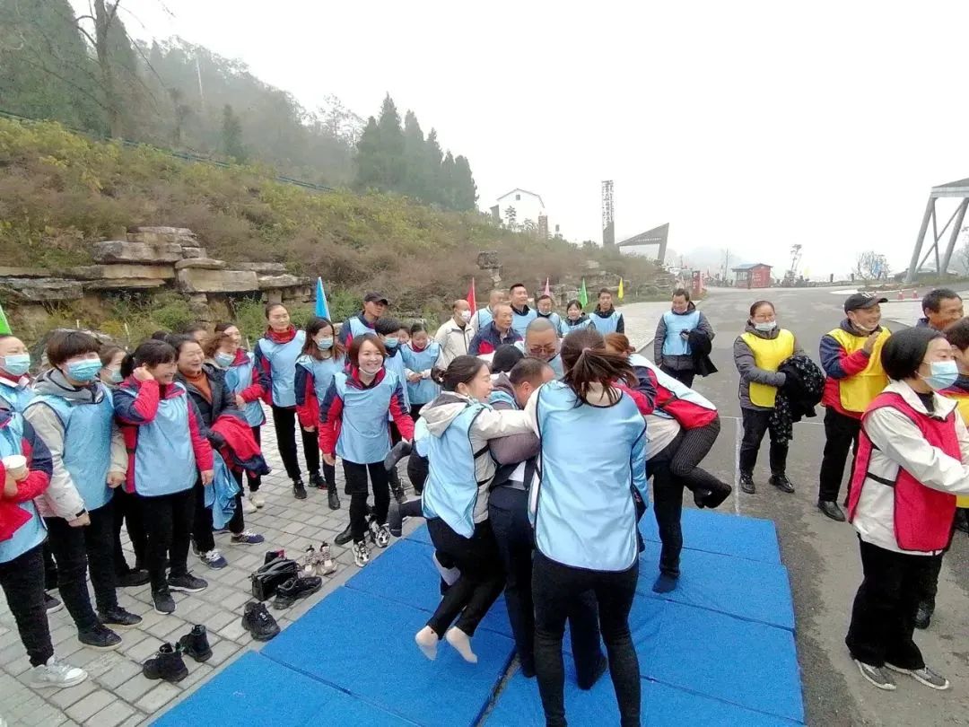 宜昌交旅集团西陵峡片区职工趣味运动会圆满收官,快来get超燃的自己!w43.jpg