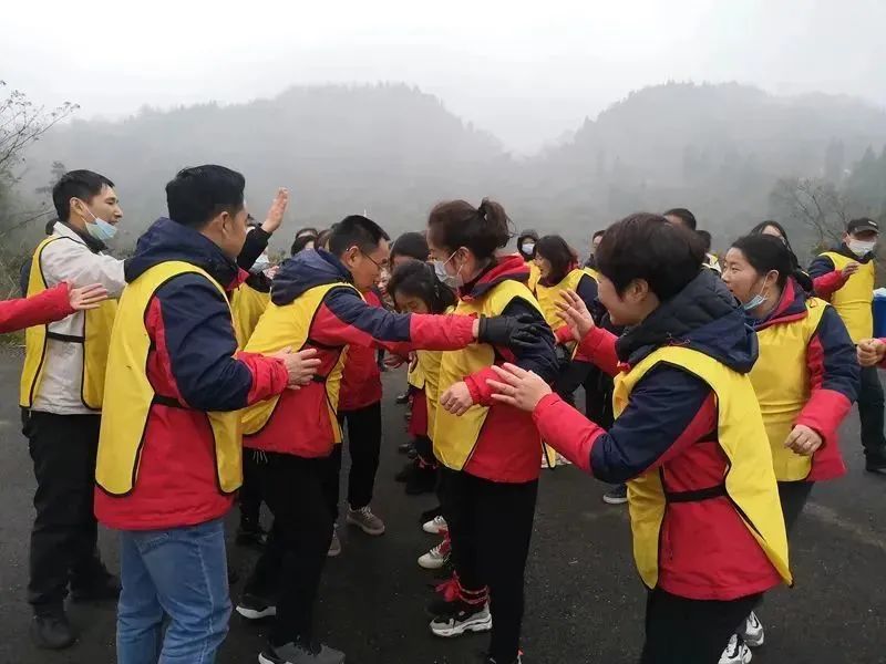 宜昌交旅集团西陵峡片区职工趣味运动会圆满收官,快来get超燃的自己!w48.jpg