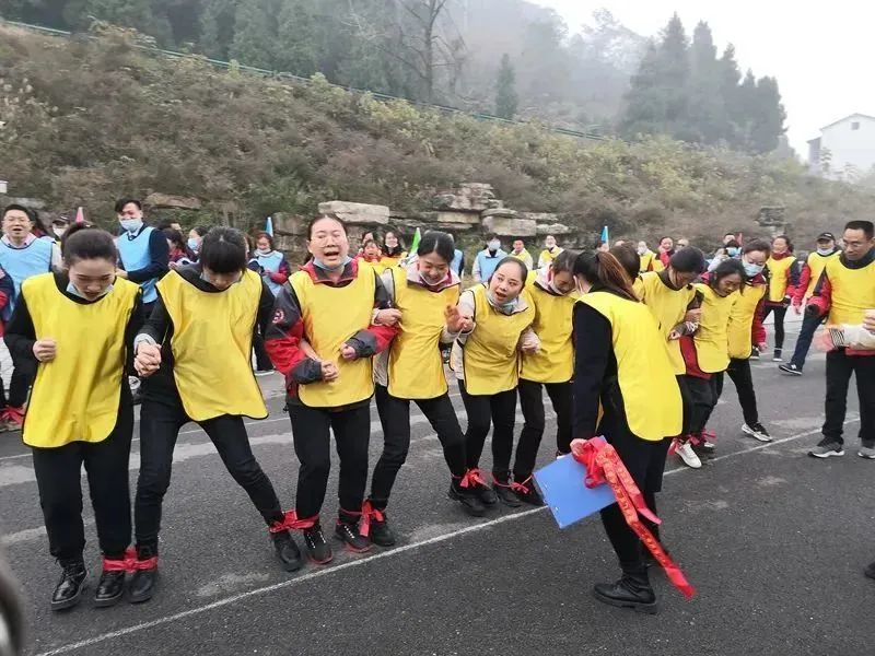 宜昌交旅集团西陵峡片区职工趣味运动会圆满收官,快来get超燃的自己!w51.jpg