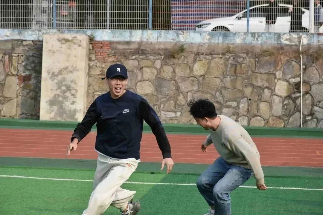 三峡大学第二十二届研究生会素质拓展活动圆满结束w10.jpg