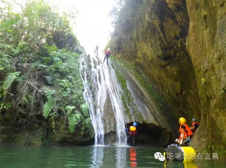 三峡奇谈—奇潭告诉你试营业的景区如何在一天卖出12万+的门票w46.jpg