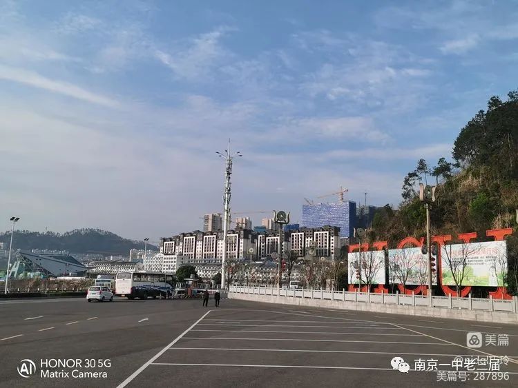 戴巧玲:乘坐三峡游轮  开启休闲之旅(2)w12.jpg