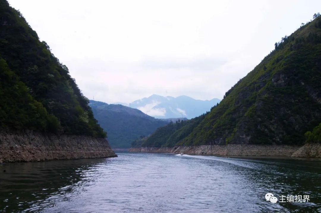 【旅行图记】长江之旅(1)饱览三峡风光  游历名胜古迹w45.jpg