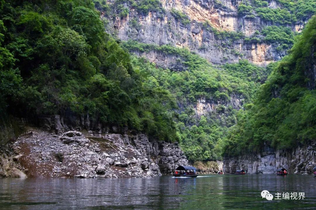 【旅行图记】长江之旅(1)饱览三峡风光  游历名胜古迹w60.jpg