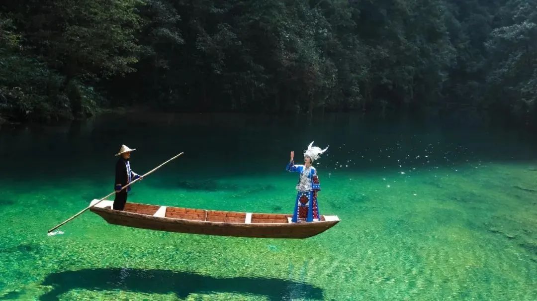 湖北全景精华游~长江三峡游船、三峡大坝、黄鹤楼、荆州古城、三峡大瀑布、神农架天生桥、恩施大峡谷云龙河地缝、梭布亚石林、女儿城七天w15.jpg