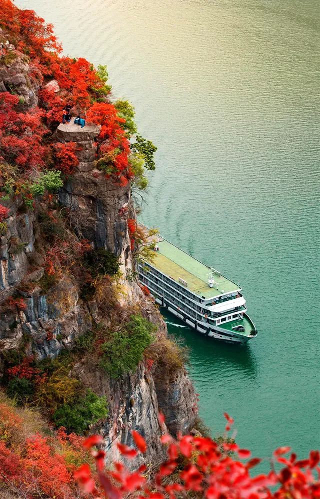 五一黄金游轮长江三峡胜景游~重庆洪崖洞、李子坝、丰都鬼城、瞿塘峡、巫峡、西陵峡、白帝城、小三峡、升船机、三峡大坝、武汉黄鹤楼五天w49.jpg