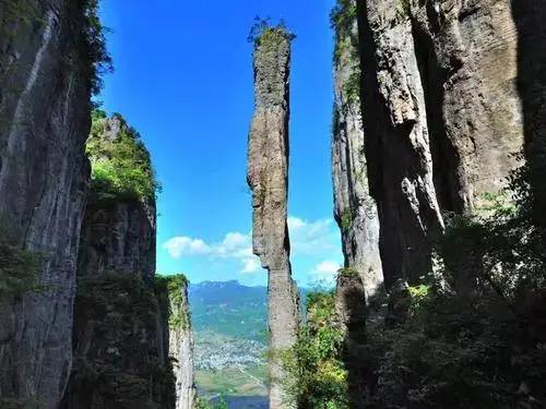 【霞浦乾城·康辉】6月9日 恩施大峡谷、地心谷、屏山大峡谷、清江大峡谷、女儿城双动6日(自组成团,真纯玩0购物)w22.jpg