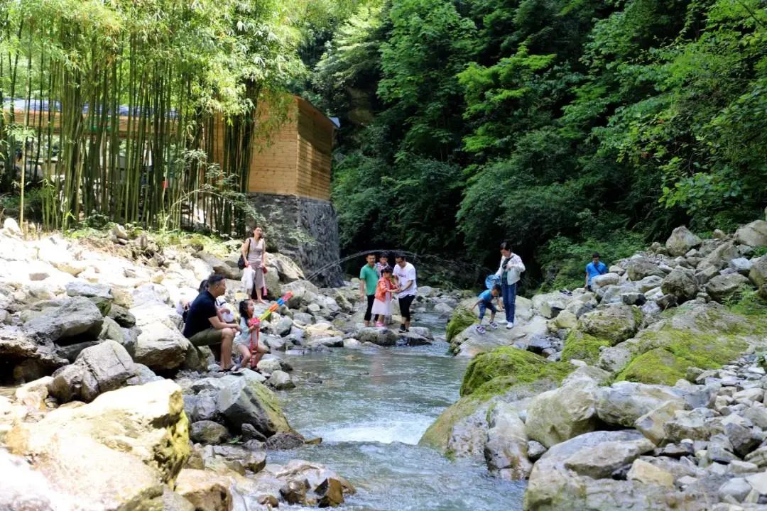 【清凉一夏】24°的夏天&三峡竹海一日游168元/人(荆门起止)w24.jpg