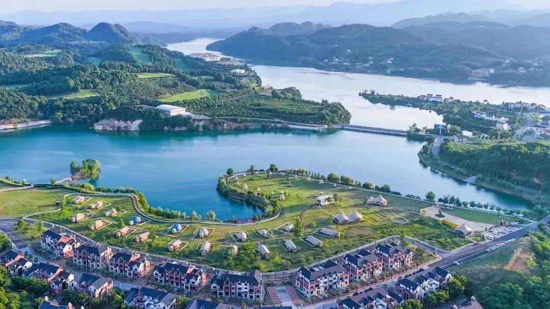 “五一”假期,宜昌景区超多福利!w37.jpg