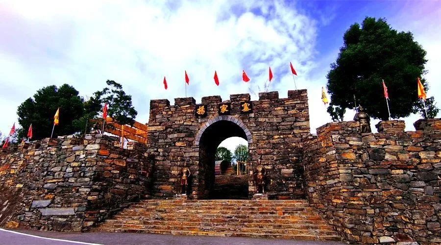 “五一”假期,宜昌景区超多福利!w41.jpg