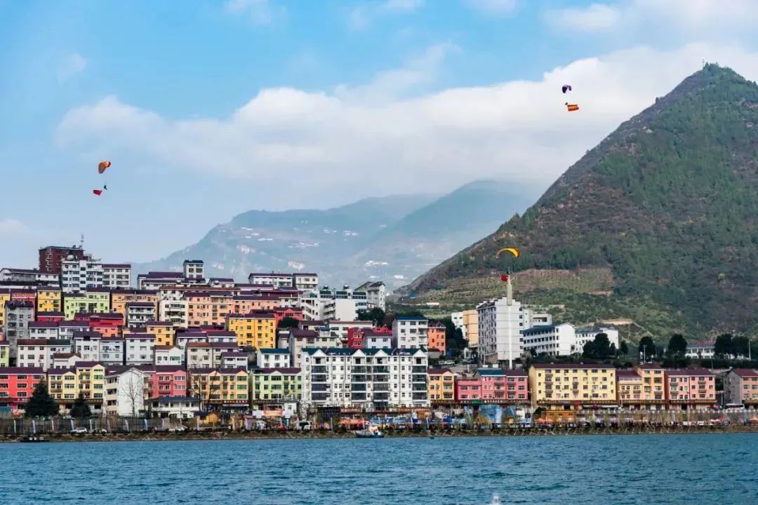“五一”假期,宜昌景区超多福利!w117.jpg