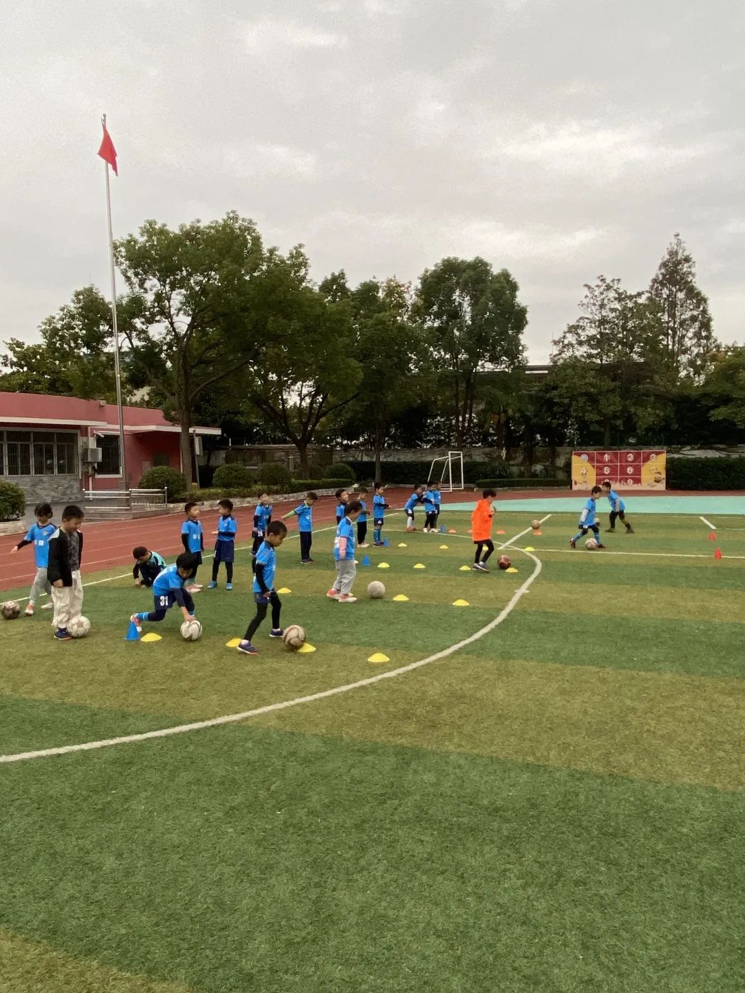 2025年华林小学线上校园开放日w83.jpg