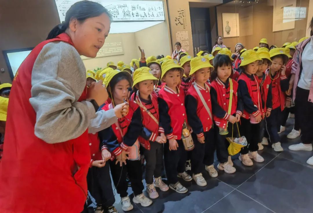 宜都市锦江幼儿园2025年秋季新生学位预定开始啦w40.jpg