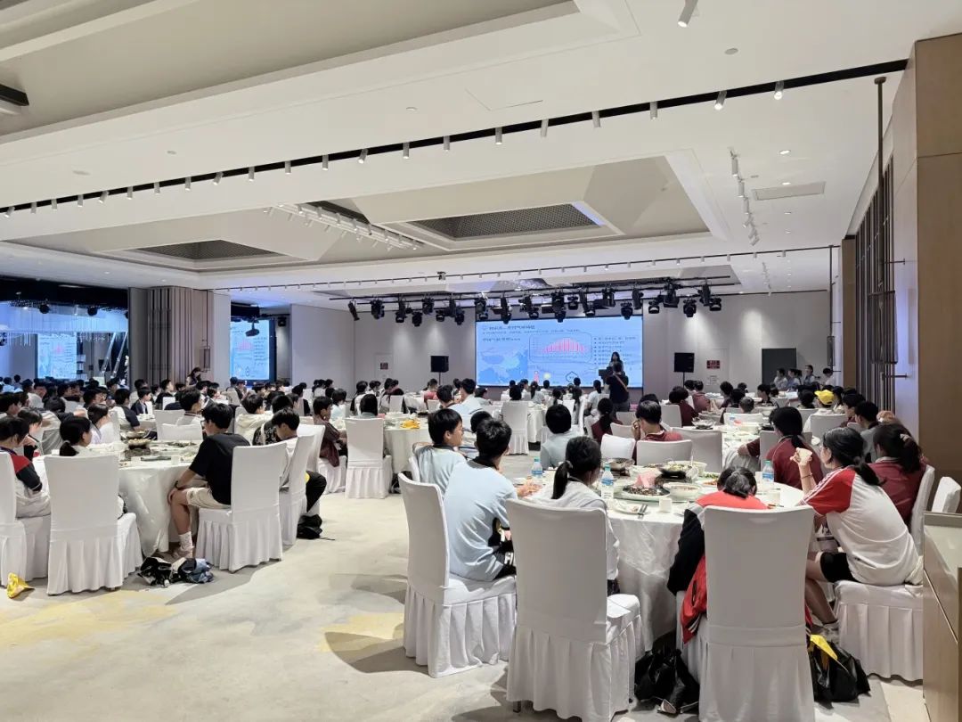 品文化、歆匠心、攀高峰、创世界——宜昌市三峡高级中学高一年级2025年春季研学旅行活动圆满结束!w72.jpg