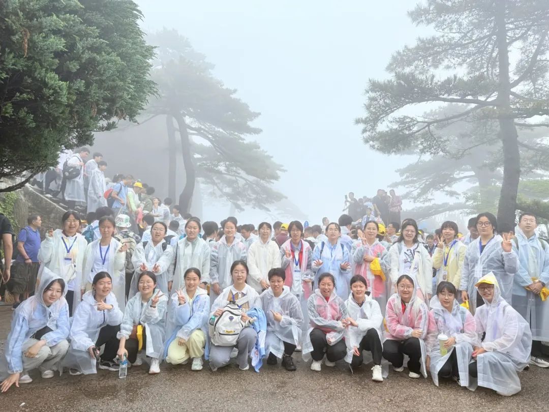 品文化、歆匠心、攀高峰、创世界——宜昌市三峡高级中学高一年级2025年春季研学旅行活动圆满结束!w104.jpg