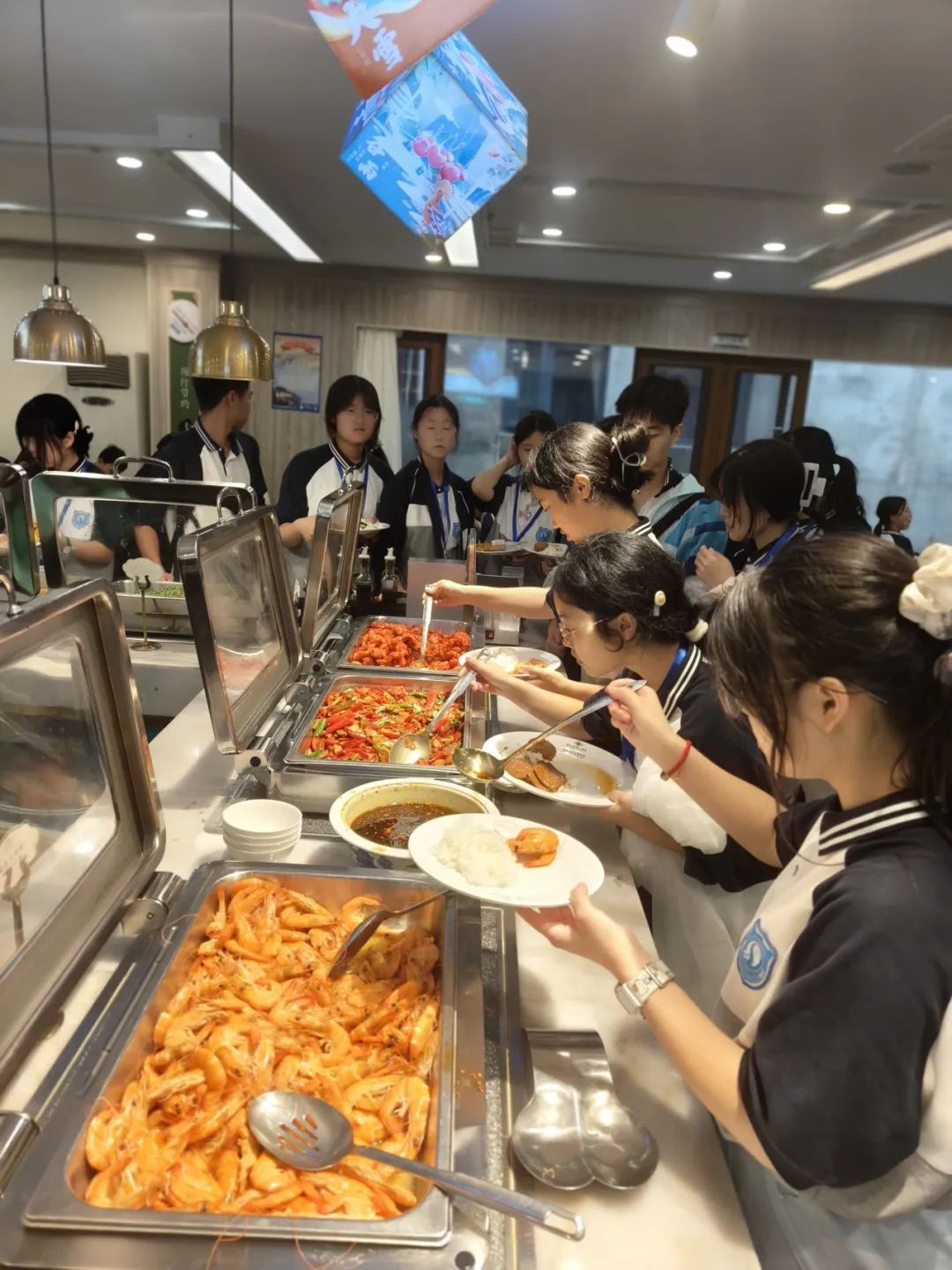 品文化、歆匠心、攀高峰、创世界——宜昌市三峡高级中学高一年级2025年春季研学旅行活动圆满结束!w111.jpg