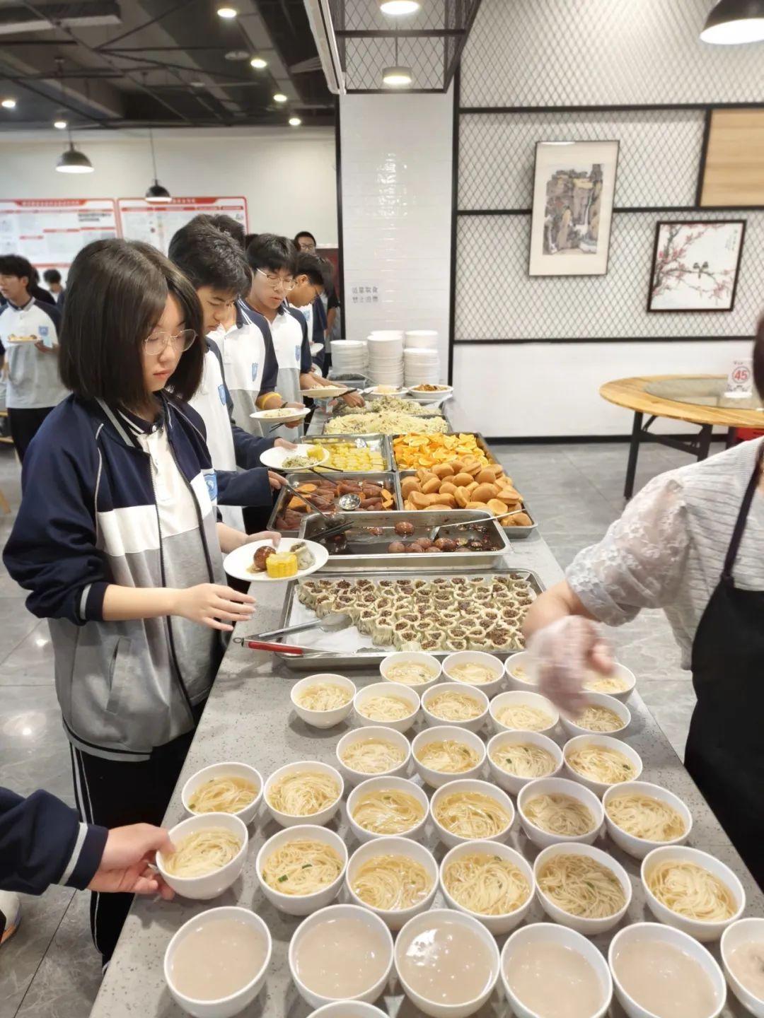 品文化、歆匠心、攀高峰、创世界——宜昌市三峡高级中学高一年级2025年春季研学旅行活动圆满结束!w158.jpg