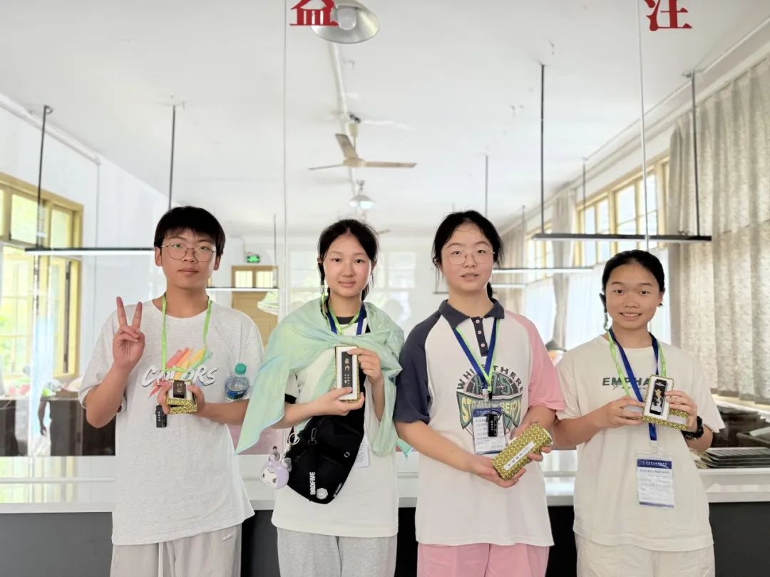 品文化、歆匠心、攀高峰、创世界——宜昌市三峡高级中学高一年级2025年春季研学旅行活动圆满结束!w252.jpg