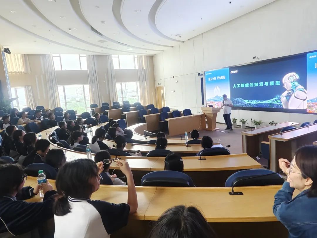 品文化、歆匠心、攀高峰、创世界——宜昌市三峡高级中学高一年级2025年春季研学旅行活动圆满结束!w328.jpg