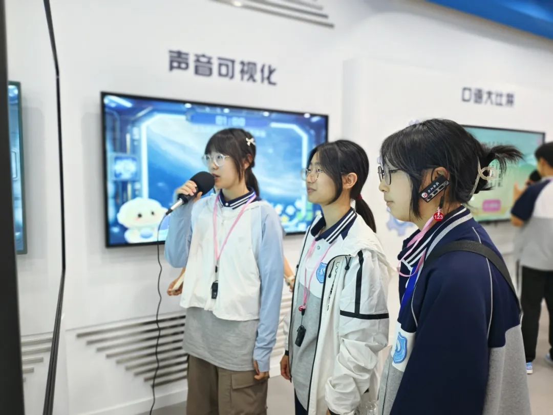品文化、歆匠心、攀高峰、创世界——宜昌市三峡高级中学高一年级2025年春季研学旅行活动圆满结束!w332.jpg
