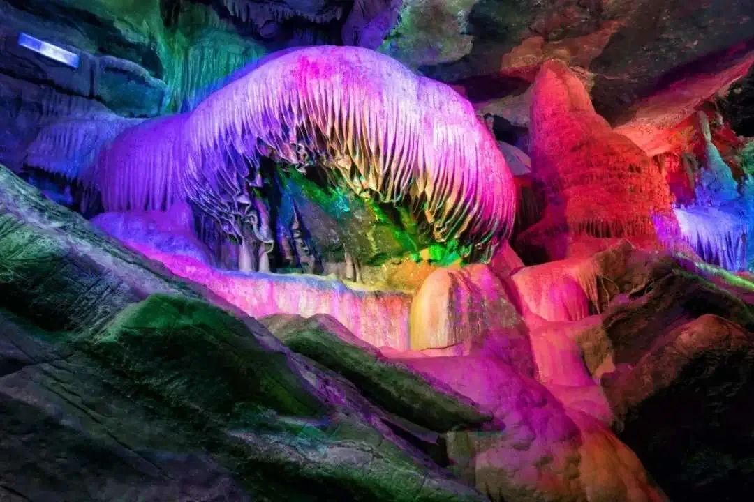 【收藏转发】宜昌各大景区咨询投诉电话汇总,宜昌周边旅游产品推荐,宜昌旅游攻略,宜昌三峡一日游、宜昌二日游、宜昌三日游预订咨询电话w32.jpg