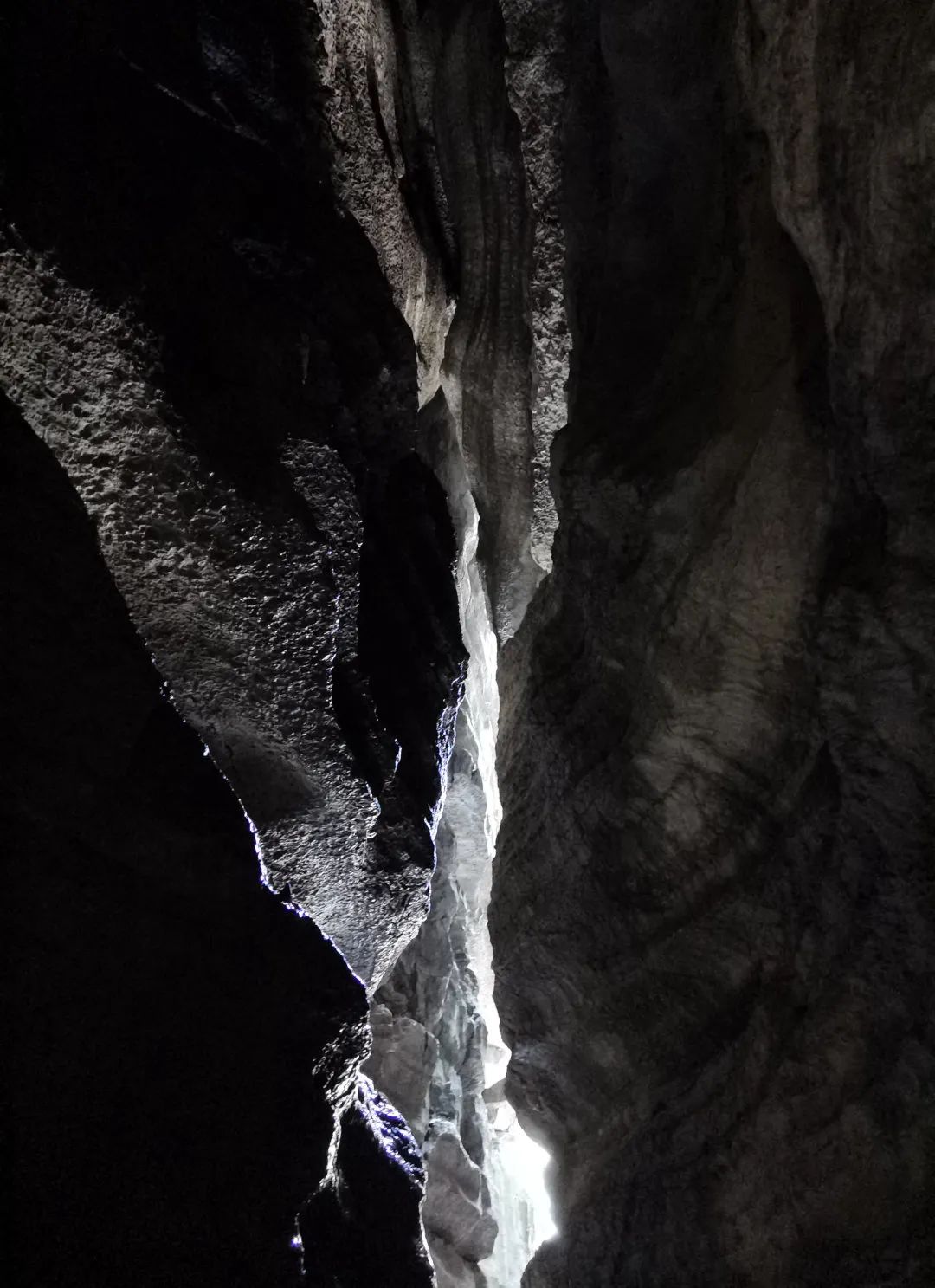 错峰出游 秘境恩施 丨2025-09-01  逃离都市,探索自然之美,挑战“湖北天路”自驾之旅w35.jpg