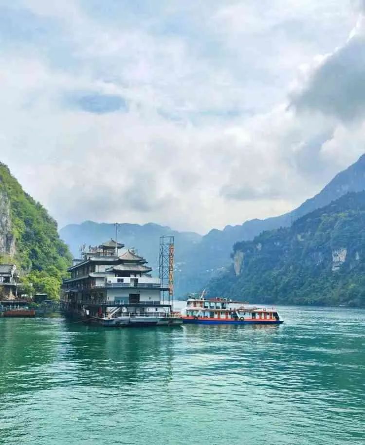 【2025暑期·船奇三峡】乘星际雅典娜游轮游三峡,直升船舱+ 1800元景点全含,一键收藏自然人文顶配路线!w31.jpg