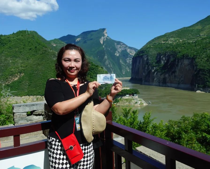 【2025暑期·船奇三峡】乘星际雅典娜游轮游三峡,直升船舱+ 1800元景点全含,一键收藏自然人文顶配路线!w54.jpg