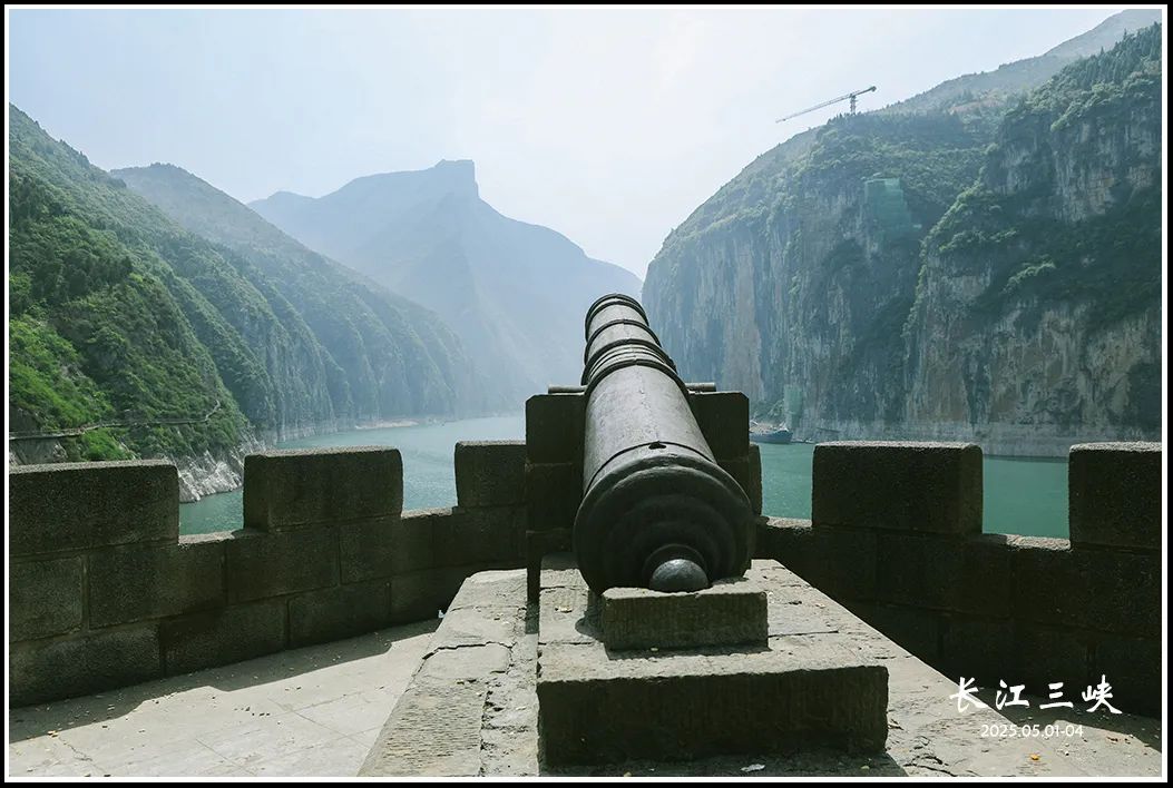 2025 | 火了千年的长江三峡,一路走来一路诗w38.jpg