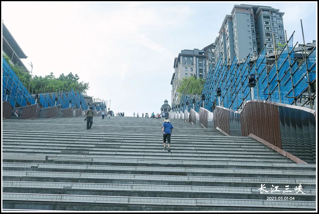 2025 | 火了千年的长江三峡,一路走来一路诗w52.jpg