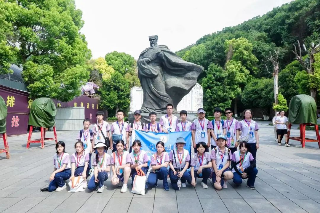 行知中国美| 上海青旅圆满完成2025少年宫研学三峡游轮营活动运营保障服务w34.jpg