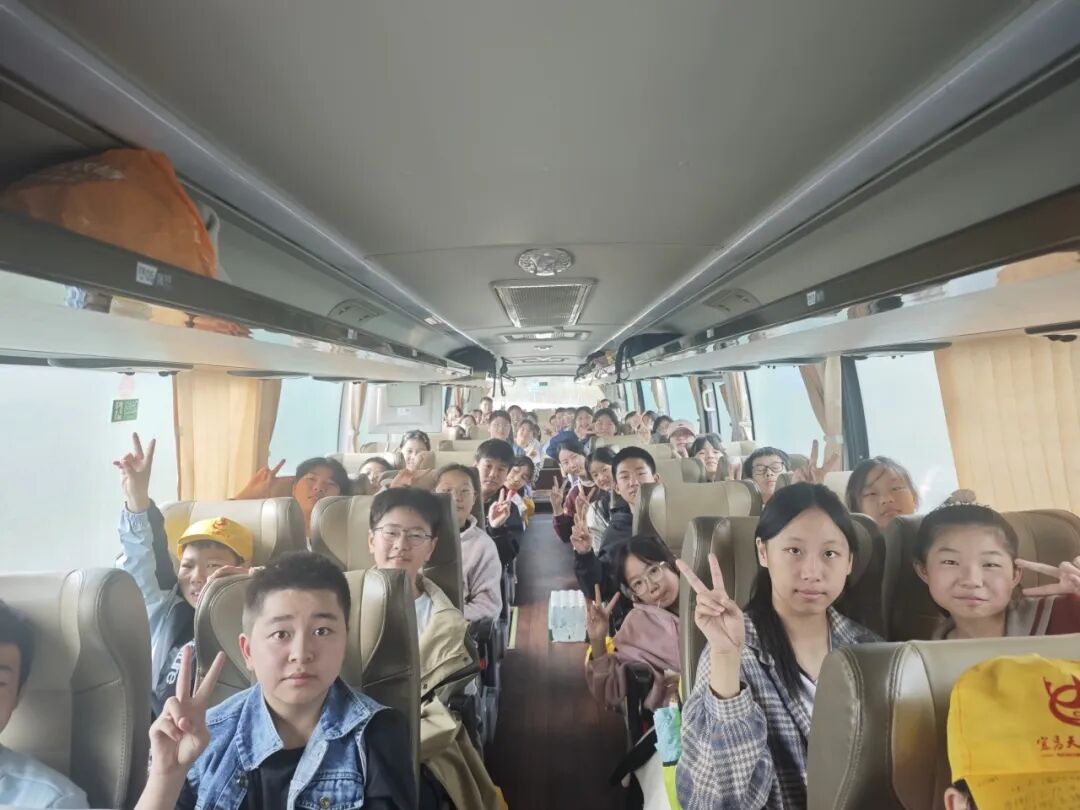 夷陵区乐天溪初级中学七年级2025年秋季研学旅行活动圆满结束!w37.jpg