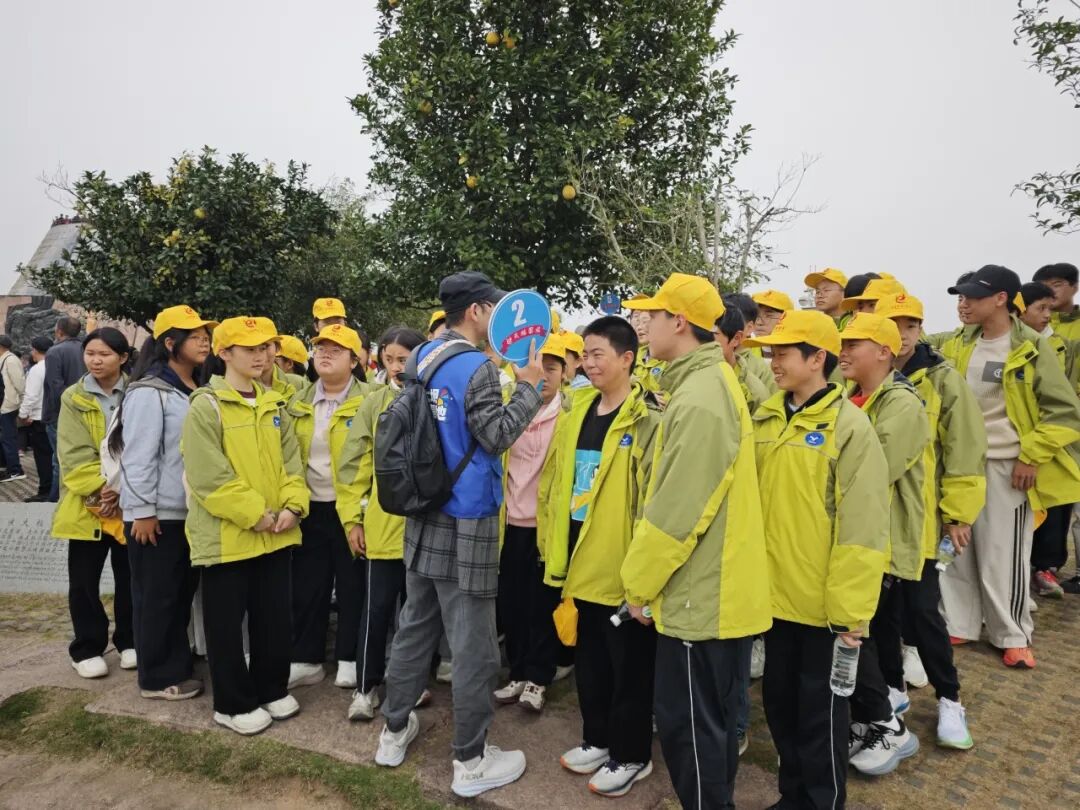 宜昌市夷陵区龙泉镇龙泉初级中学八年级2025年秋季研学旅行活动圆满结束!w33.jpg