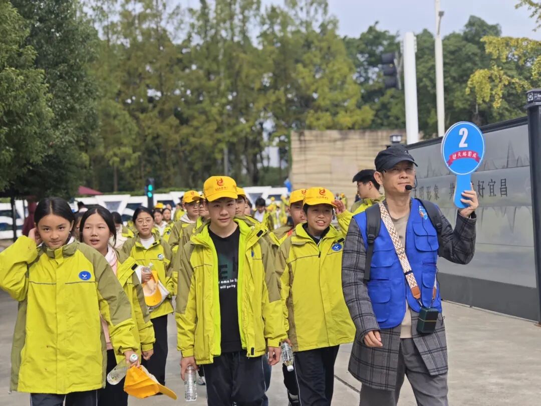 宜昌市夷陵区龙泉镇龙泉初级中学八年级2025年秋季研学旅行活动圆满结束!w34.jpg
