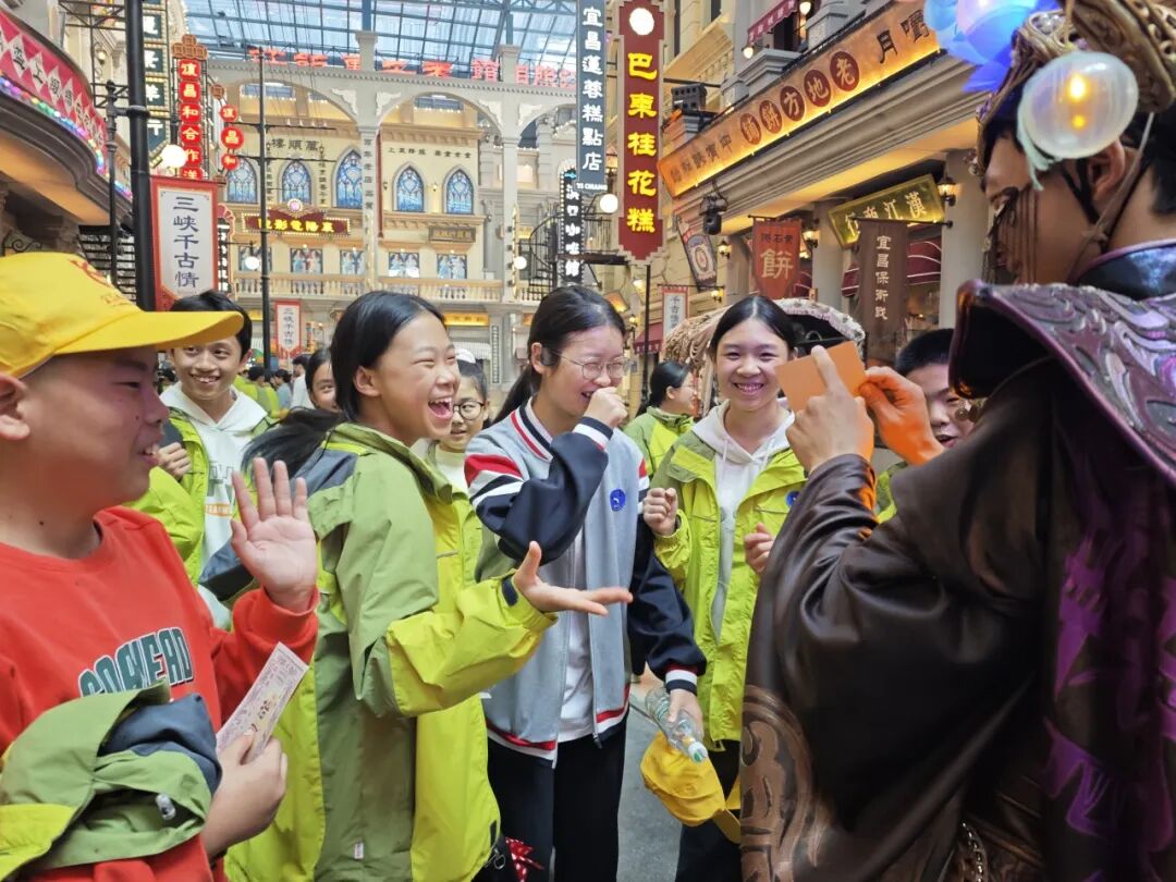 宜昌市夷陵区龙泉镇龙泉初级中学八年级2025年秋季研学旅行活动圆满结束!w240.jpg