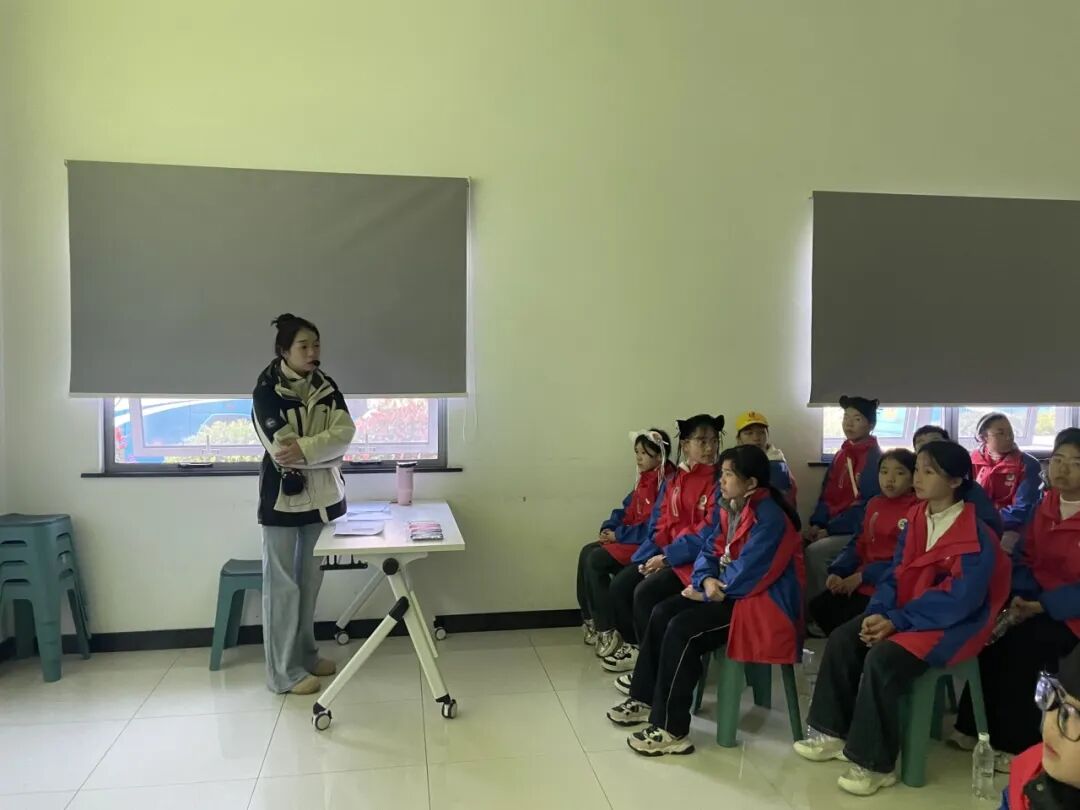 夷陵区乐天溪镇三峡小学六年级2025年秋季研学旅行活动圆满结束!w142.jpg