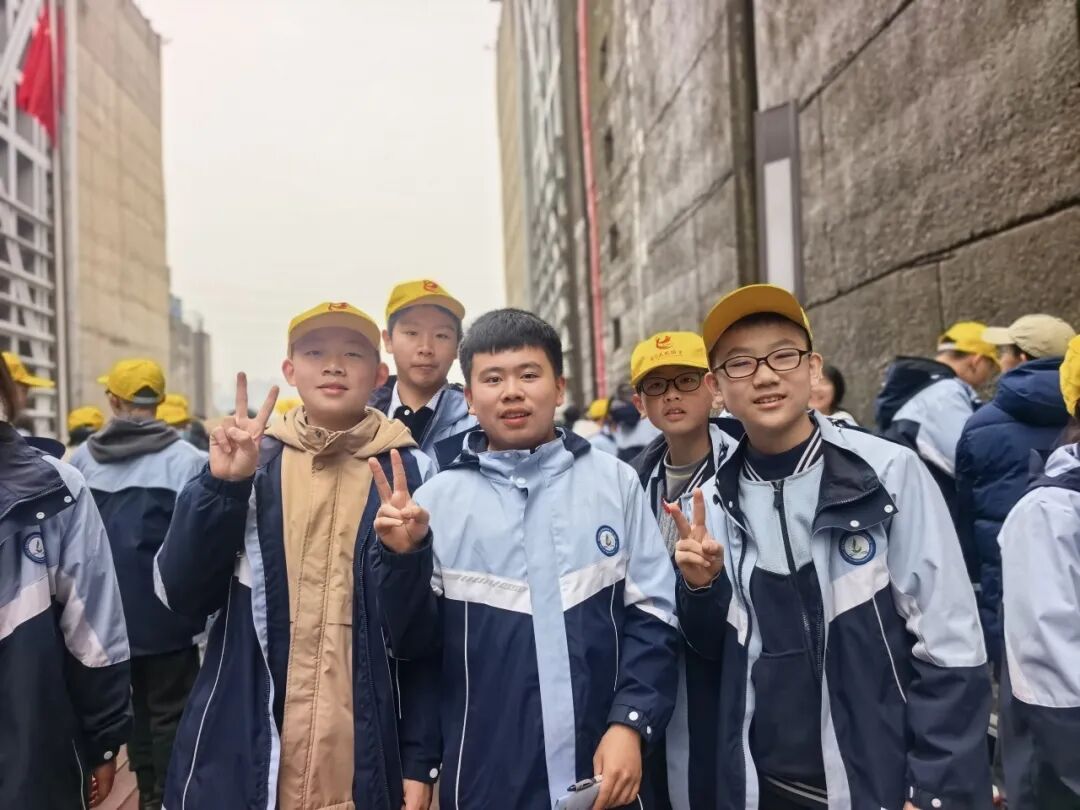 宜昌市夷陵区东湖初中八年级2025年秋季研学旅行活动圆满结束!w51.jpg