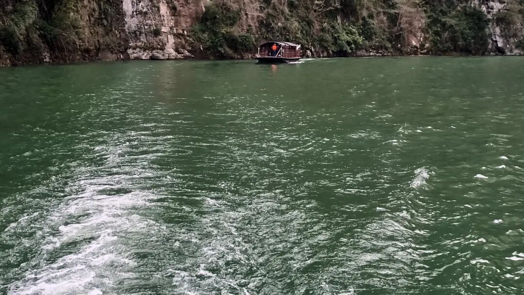 20251203半自驾观赏三峡红叶游记之一乘游轮观赏小三峡&小小三峡w74.jpg
