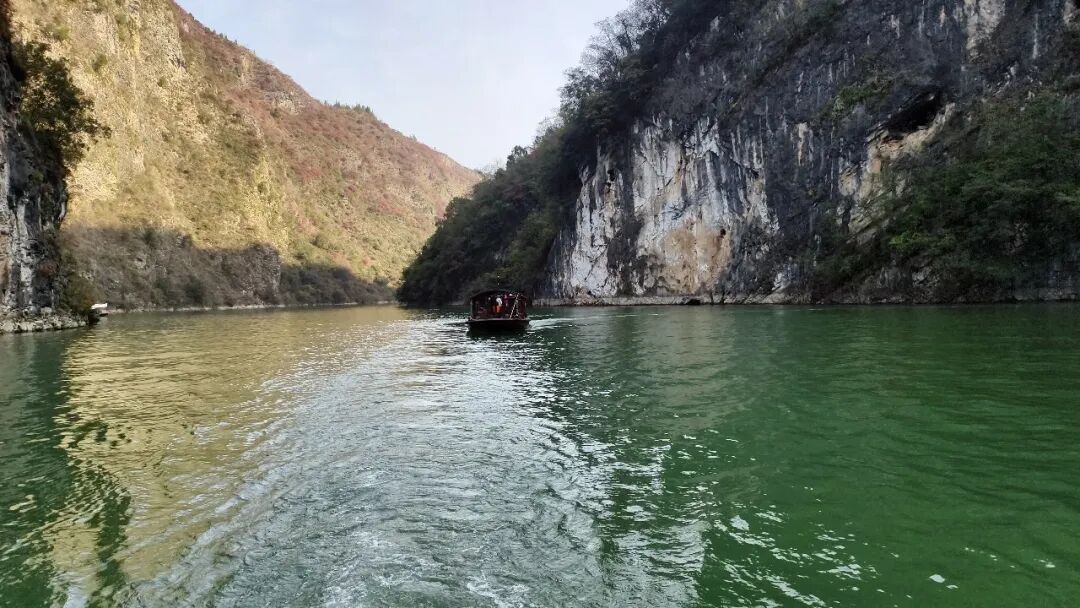 20251203半自驾观赏三峡红叶游记之一乘游轮观赏小三峡&小小三峡w80.jpg