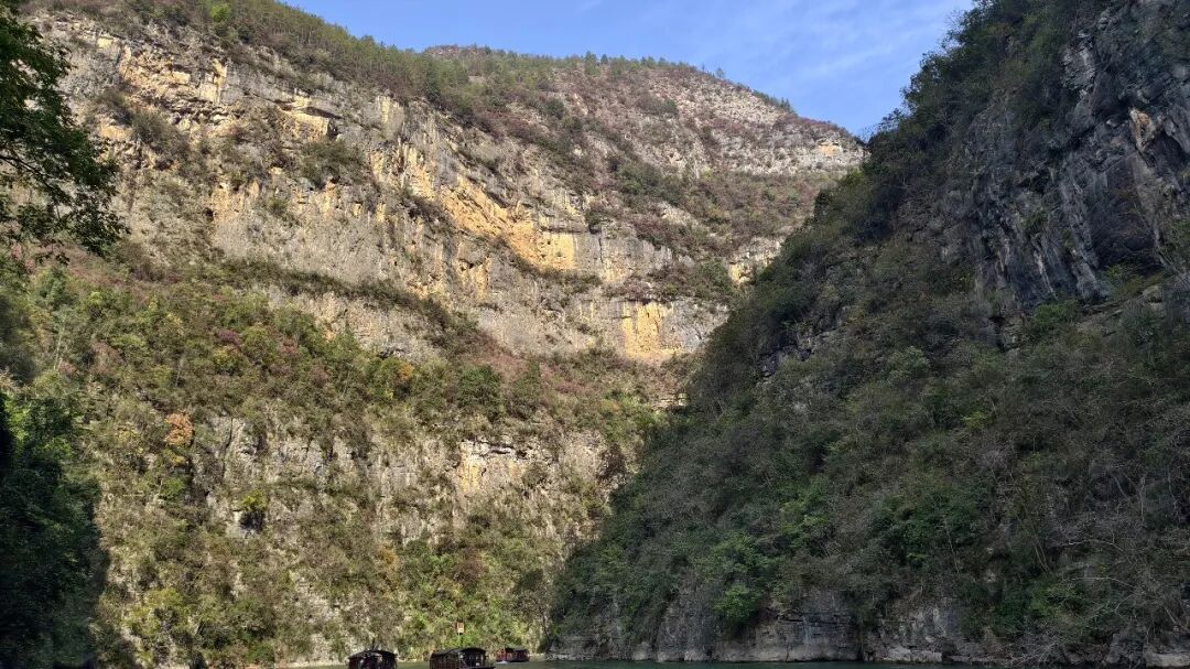 20251203半自驾观赏三峡红叶游记之一乘游轮观赏小三峡&小小三峡w83.jpg