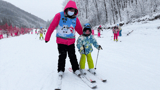 【2026冬令营 || 神农架5日营 】北纬30° 南方滑雪性价比之王,玩转2大雪场玩转,探访“原住民”野生金丝猴w45.jpg